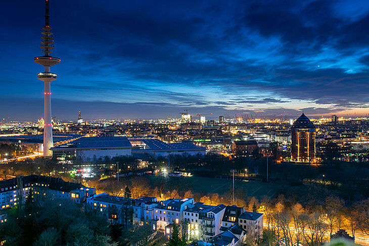 Hamburg - Messegelände und Umgebung bei Nacht Hamburg - Messegelände und Umgebung bei Nacht